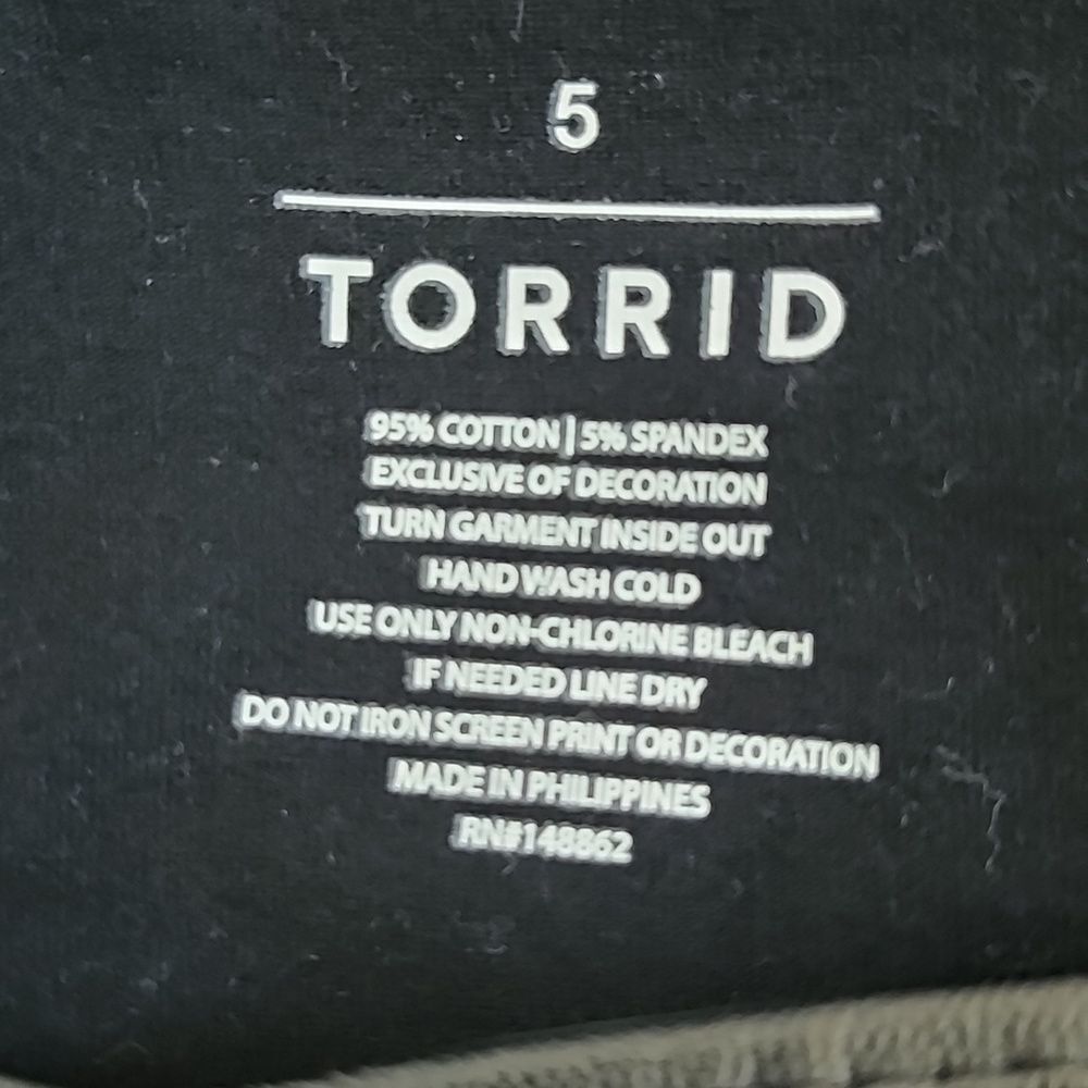 Torrid Lace Up Tank, Foxy Tarot Black, Sleeveless, Size 5x - Picture 9 of 9
